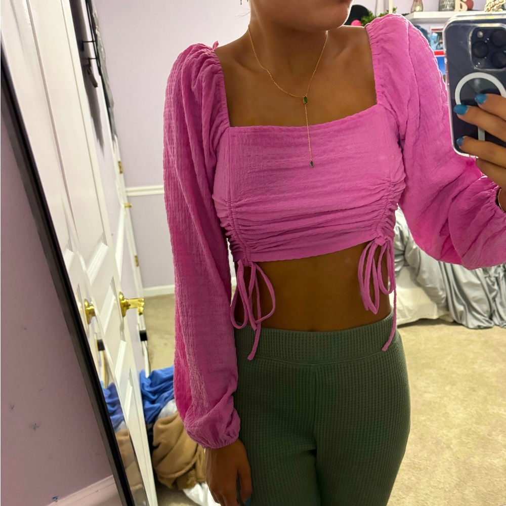 SOPHIE RUE, pink cropped long sleeve.